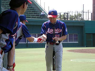 大勝で3試合ぶりの白星 写真1