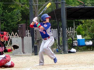 由井8K完封、リーグ戦4連勝 写真1