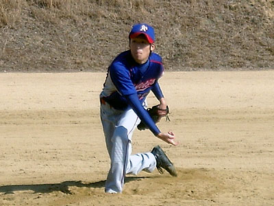 由井が6回無安打の快投 - 知事杯 写真1