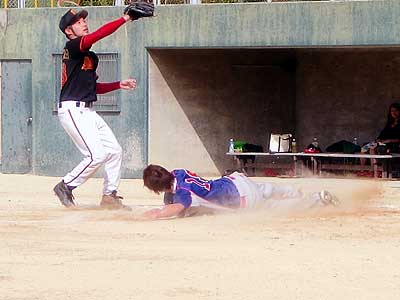 千原聖が先制タイムリー&amp;2ランの一人舞台 写真1