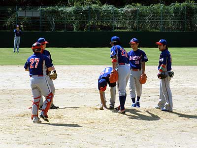 無安打完封負けで連勝ストップ 写真1