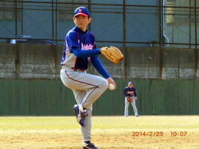 藤岡6回10K1失点、リーグ戦今季初白星 写真1