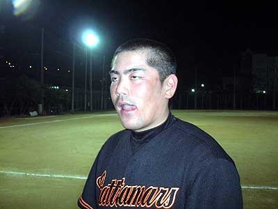 主力投手不在も辛勝 写真1
